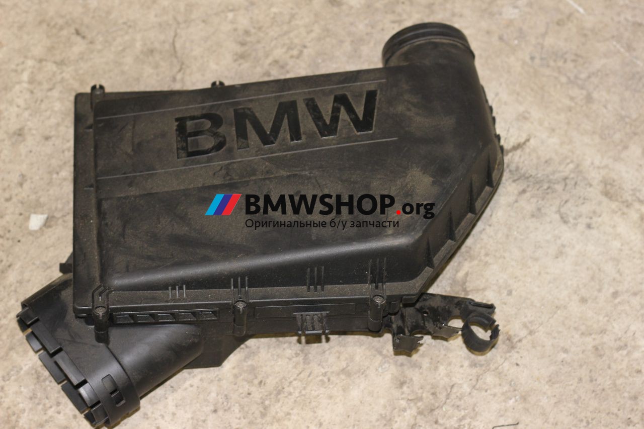 корпус воздушного фильтра BMW 5 серия F07/F10/F11 2010, 3.0 л., бензин, АКПП, синий, седан, 13717604404