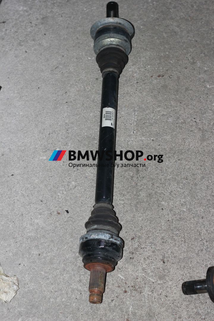 полуось задняя (приводной вал, ШРУС) BMW 5 серия F07/F10/F11 2010, 3.0 л., бензин, АКПП, синий, седан, 33208603098