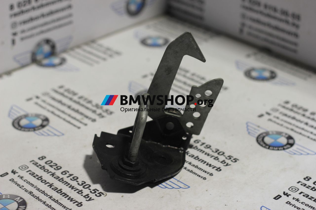 захватный крюк капота BMW 7 серия F01/F02 2010, 4.4 л., бензин, АКПП, schwarz 2 (668), седан, 7183764