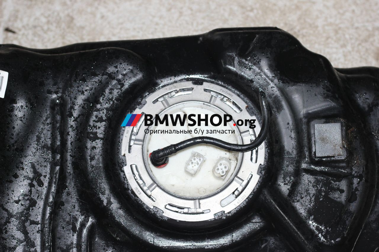 насос топливный BMW 7 серия F01/F02 2010, 4.4 л., бензин, АКПП, schwarz 2 (668), седан, 16117217261