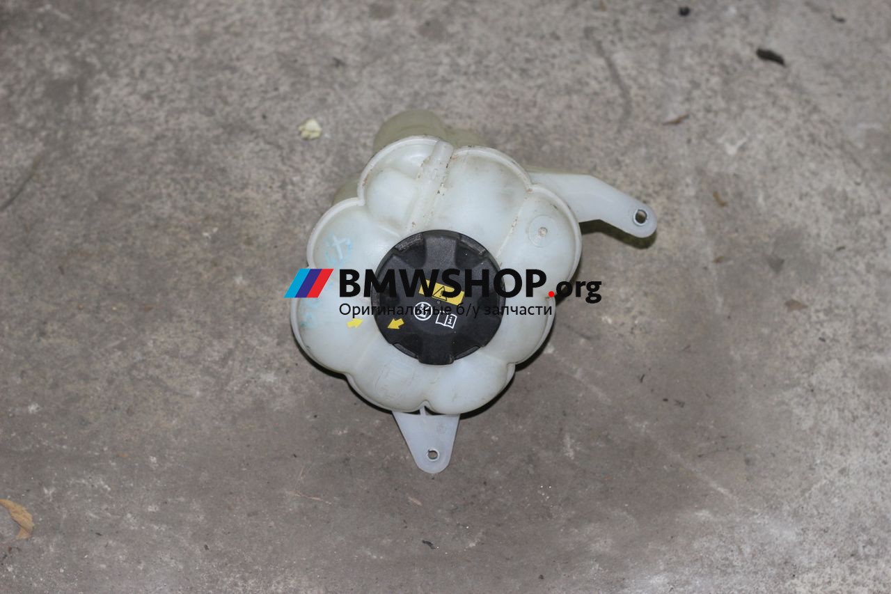 бачок расширительный BMW X5 F15 2018, 2.0 л., гибрид, АКПП, серебристый, внедорожник 5 дв., 17137591214