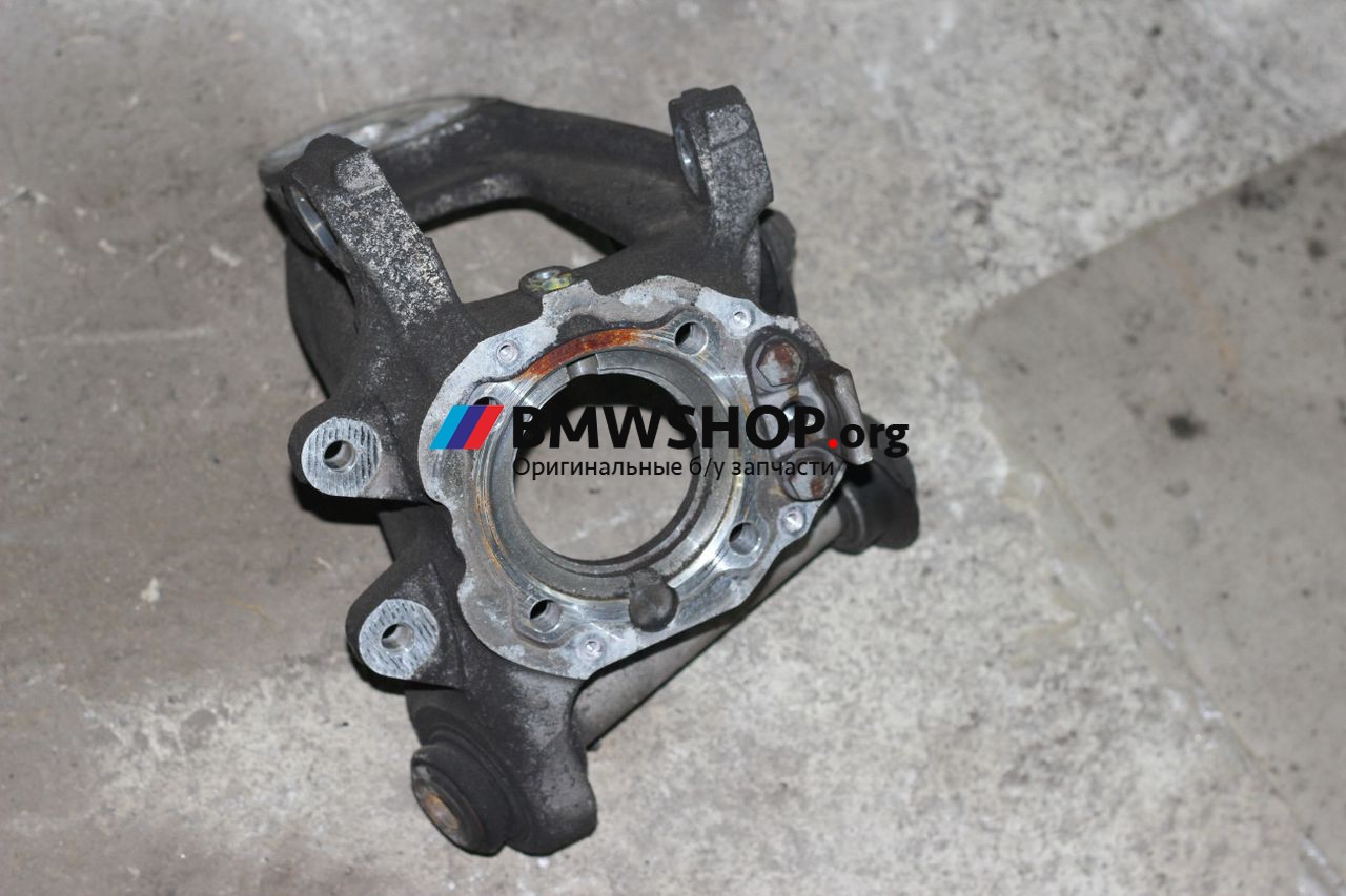 кулак задний правый BMW X5 E70 [рестайлинг] 2011, 3.0 л., дизель, АКПП, белый, внедорожник 5 дв., 33326879102