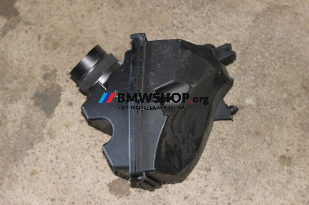 корпус воздушного фильтра BMW 7 серия G11/G12 G11 2019, 4.4 л., бензин, АКПП, белый, седан, полный привод, правый руль, 7934475