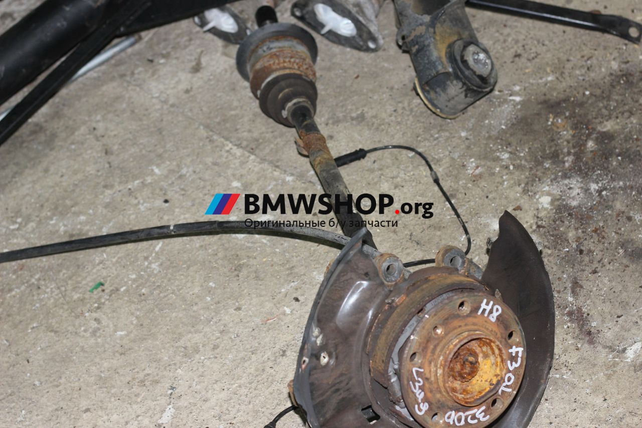 полуось задняя (приводной вал, ШРУС) BMW 3 серия F30/F31/F34 2013, 2.0 л., дизель, МКПП, белый альпин вайс 300, седан, правый руль, 33208680348