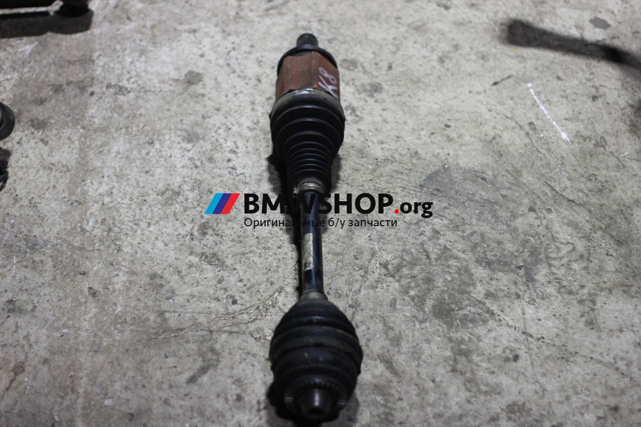 полуось передняя левая (приводной вал, ШРУС) BMW 7 серия F01/F02 2011, 4.4 л., бензин, АКПП, черный, седан, 31607593039