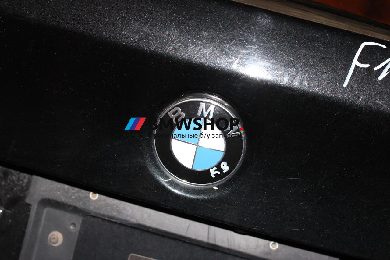 эмблема BMW 5 серия F07/F10/F11 2012, 3.0 л., бензин, АКПП, черный, седан, 51148132375
