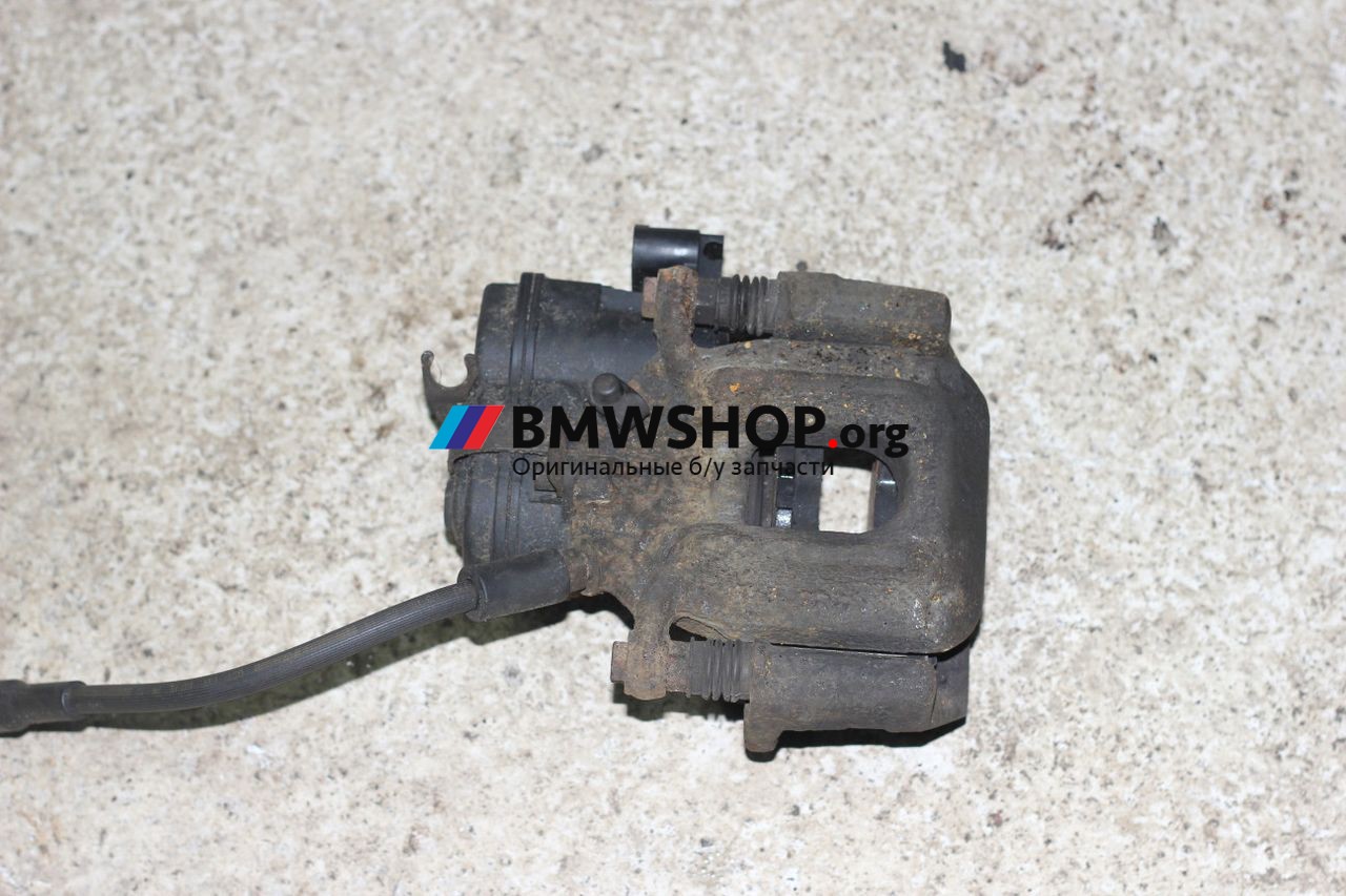 суппорт задний правый BMW X3 F25 2014, 2.0 л., бензин, АКПП, tiefseeblau metallic (a76), внедорожник 5 дв., 34216791018