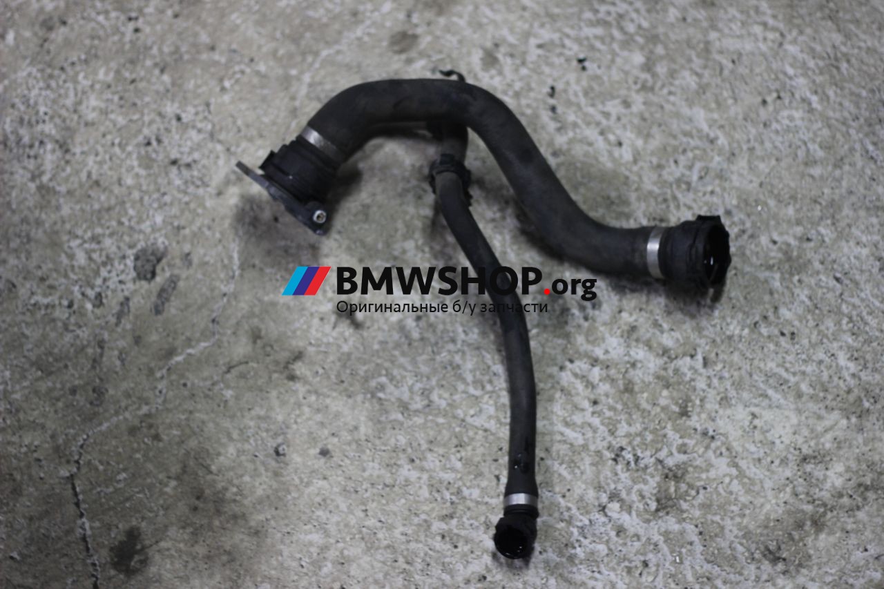 патрубок радиатора BMW 3 серия F30/F31/F34 2013, 2.0 л., дизель, МКПП, черный, седан, 7811129