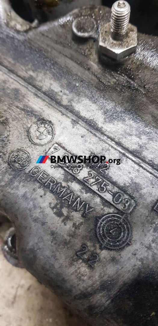 клапанная крышка BMW 5 серия E60/E61 2005, 2.5 л., 7548275