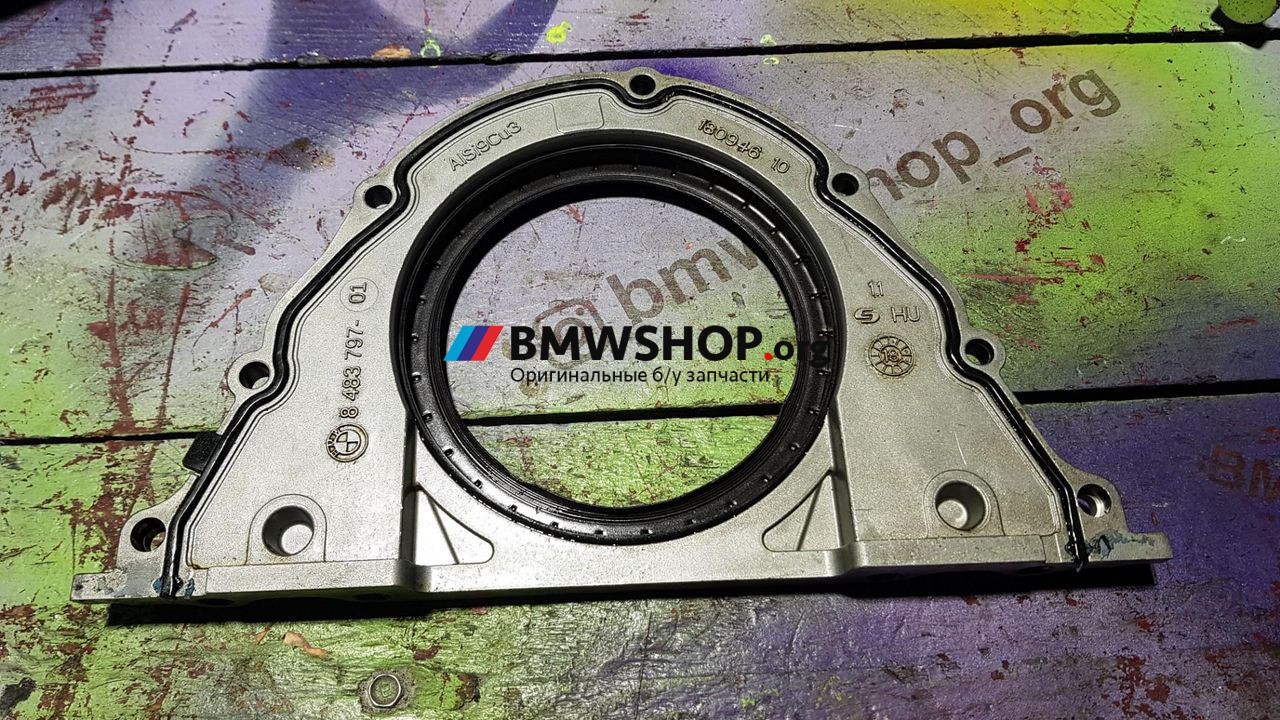 крышка двигателя задняя BMW 5 серия F10/F11 [рестайлинг] 2014, 4.4 л., бензин, АКПП, a90, седан, 8483797