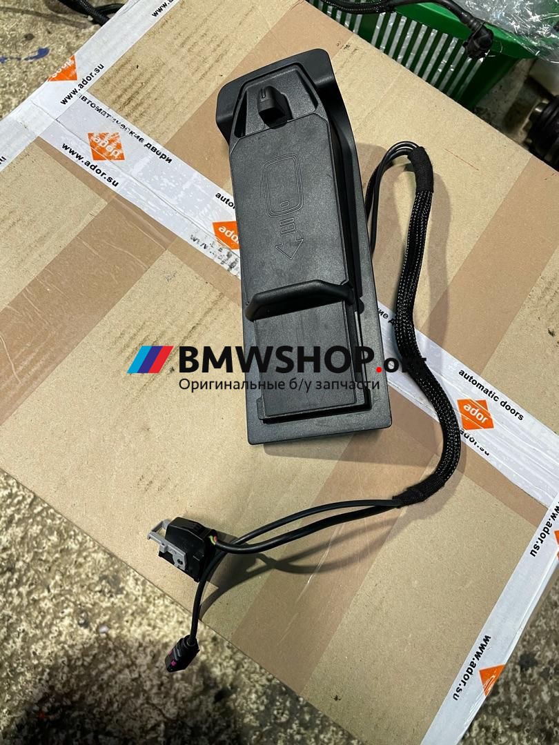 Беспроводное зарядное устройство BMW 4 серия F32/F33 [рестайлинг] 2020, 2.0 л., B47 D20 A, дизель, АКПП