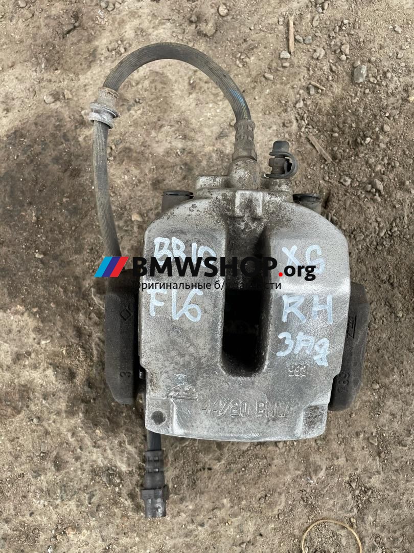суппорт задний правый BMW X6 F16 2018, 3.0 л., дизель, белый, 34216776788, 34216776936, 6776936, 6776788