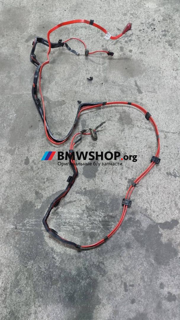 плюсовой провод аккумулятора BMW 2 серия F22/F23 2015, 3.0 л., N55 B30 A, бензин, правый руль, 9316575