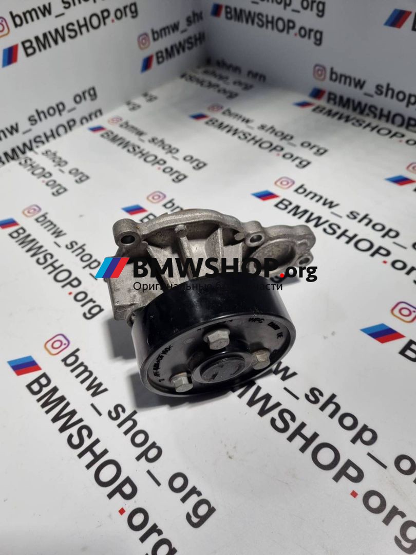 помпа BMW 2 серия F22/F23 2016, 1.5 л., бензин, АКПП,  белый, кабриолет, правый руль, 11518631692