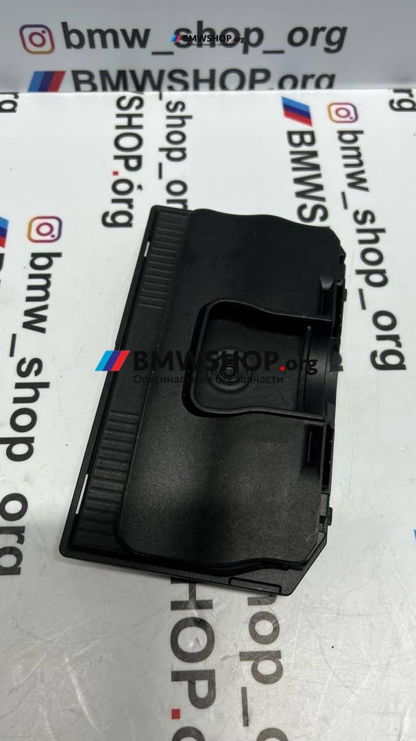 Беспроводное зарядное устройство BMW 7 серия G11/G12 G12 2018, 6.6 л., N74 B66 B, бензин, АКПП, carbon-schwarz 416, седан, полный привод, правый руль, 8781453