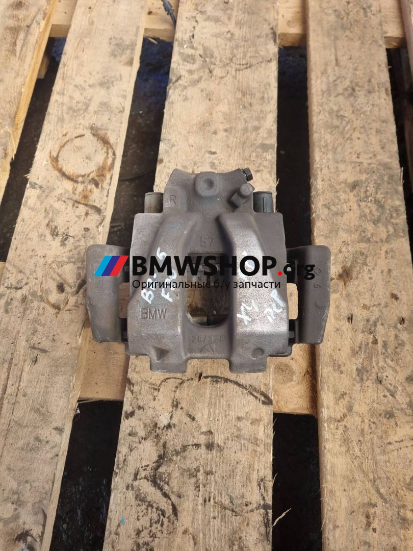суппорт передний правый BMW X4 F26 2017, 2.0 л., B47 D20 A, дизель, АКПП, 34106790922