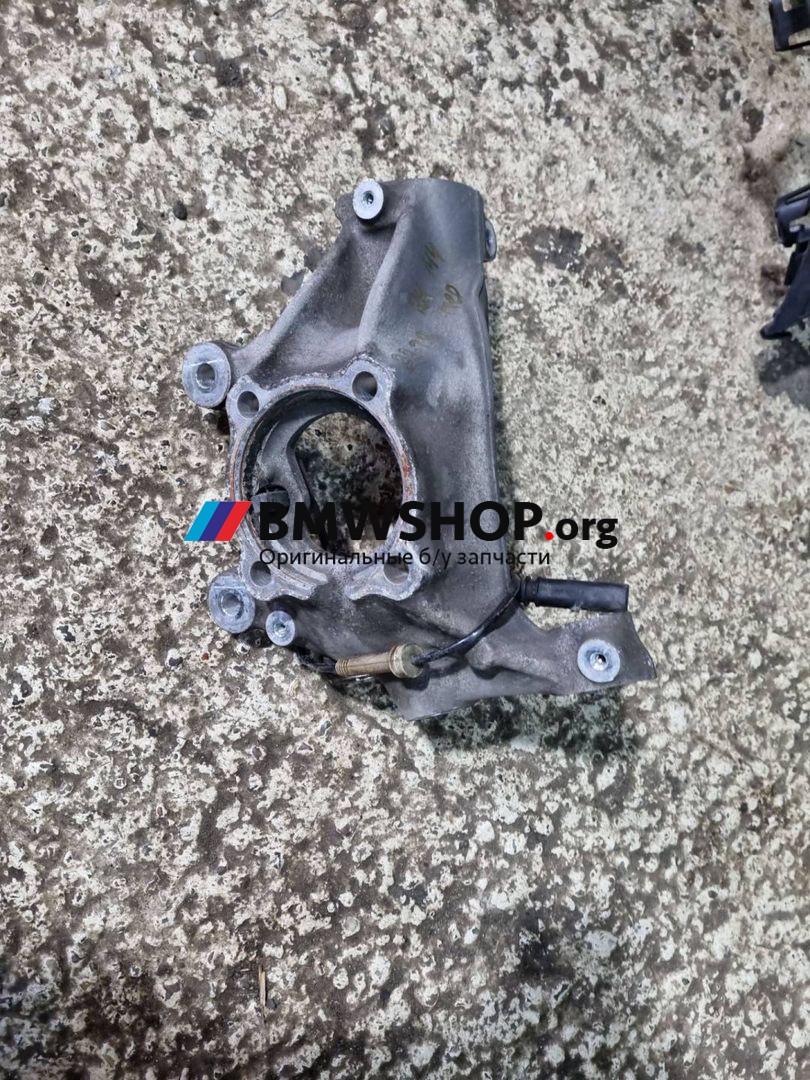 кулак поворотный правый BMW M4 F82/F83 F82 2015, 3.0 л., S55 B30 A, бензин, робот, 475, купе, задний привод, правый руль, 31212284002