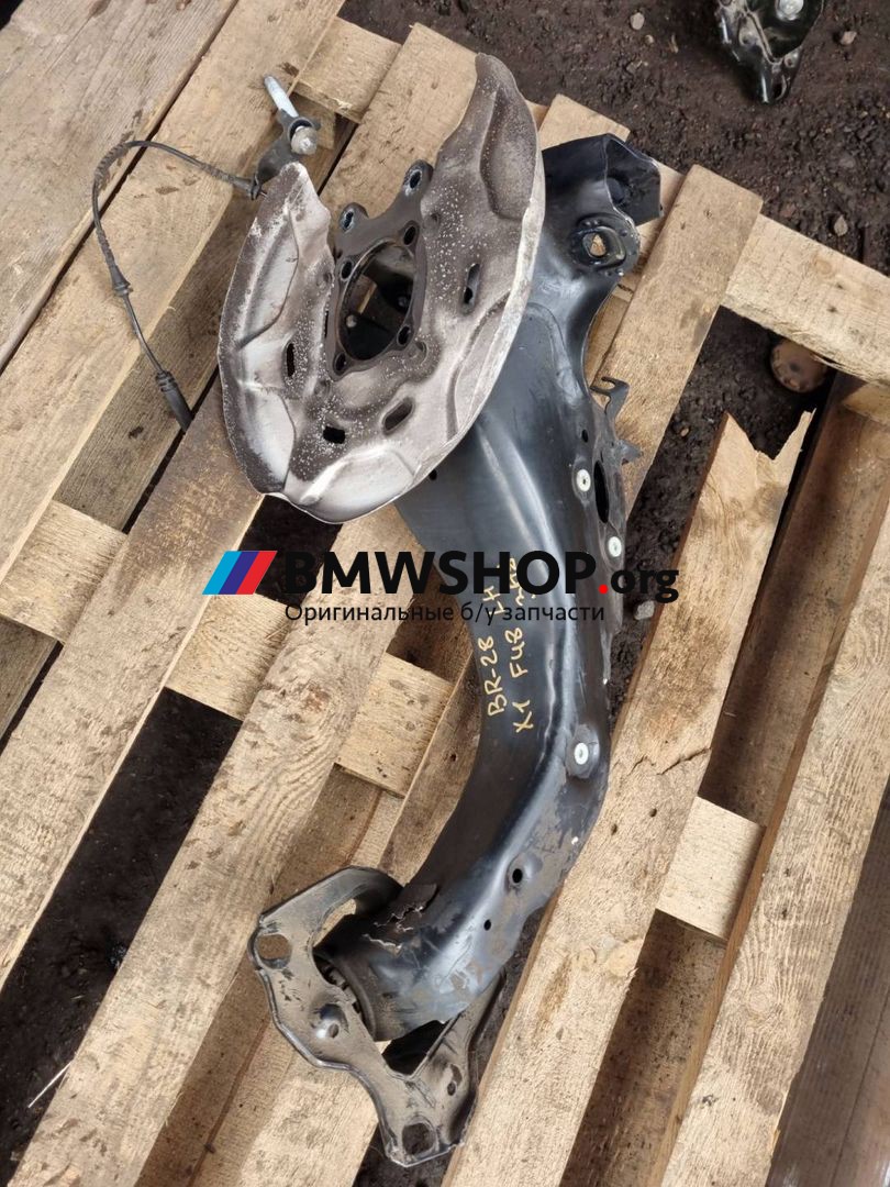 кулак задний левый BMW X1 F48 2019, 2.0 л., B48 A20 A, бензин, АКПП, хетчбэк 5 дв., передний привод, правый руль, 33306898963