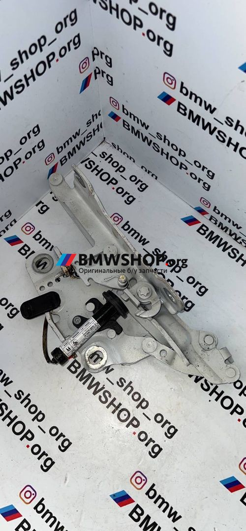 петля капота BMW 2 серия F22/F23 [рестайлинг] F22 2018, 2.0 л., B47 D20 A, дизель, АКПП, белый, купе, задний привод, правый руль, 7239416