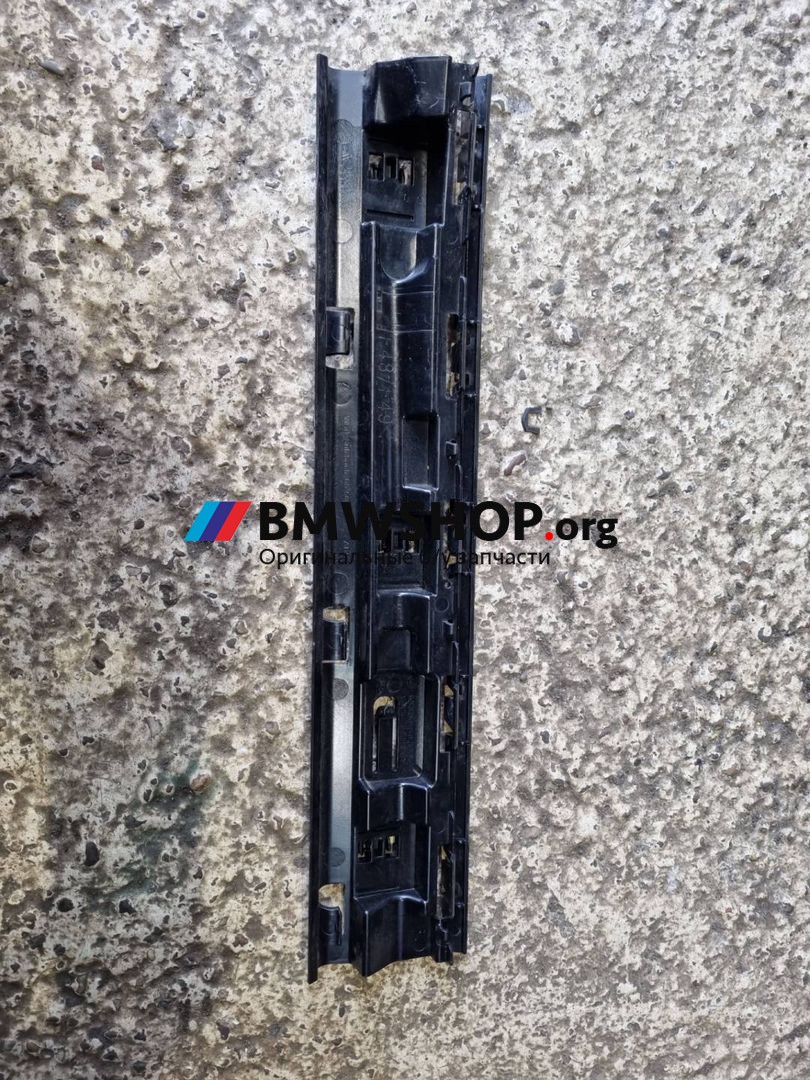Кронштейн крепления порога BMW X1 F48 2019, 2.0 л., B48 A20 A, бензин, АКПП, хетчбэк 5 дв., передний привод, правый руль, 51777332329