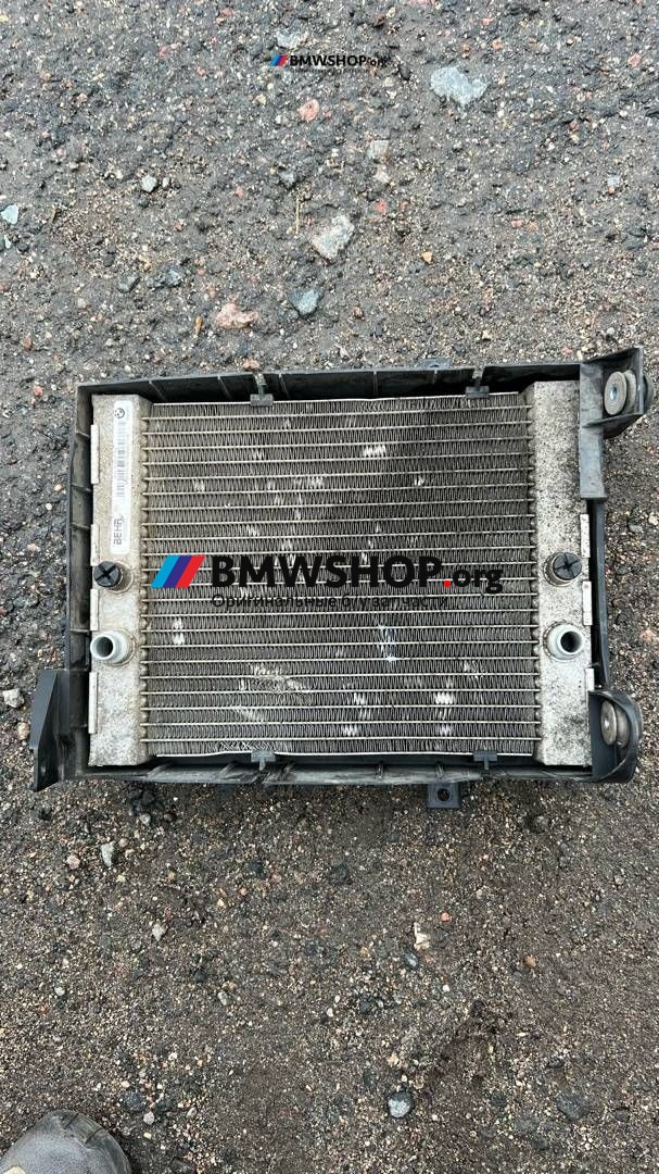 радиатор дополнительный системы охлаждения BMW X5 M F85 2016, 4.4 л., S63 B44 B, бензин, полный привод, правый руль, 11717533477
