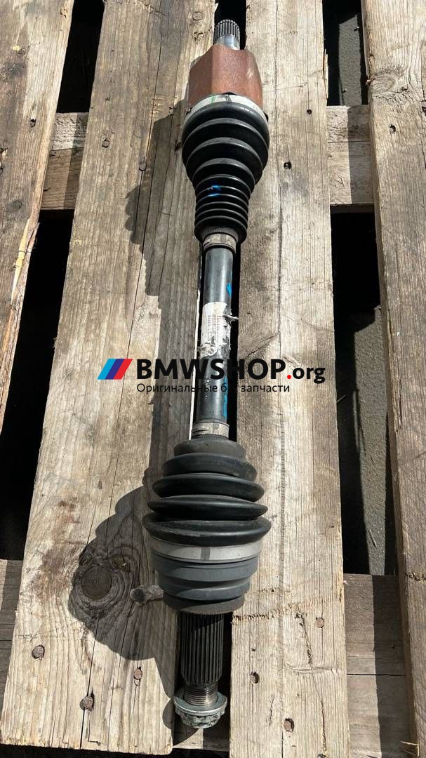 полуось передняя левая (приводной вал, ШРУС) BMW X5 F15 2018, 3.0 л., N57 D30 A, дизель, АКПП, а96, полный привод, правый руль, 31607622913