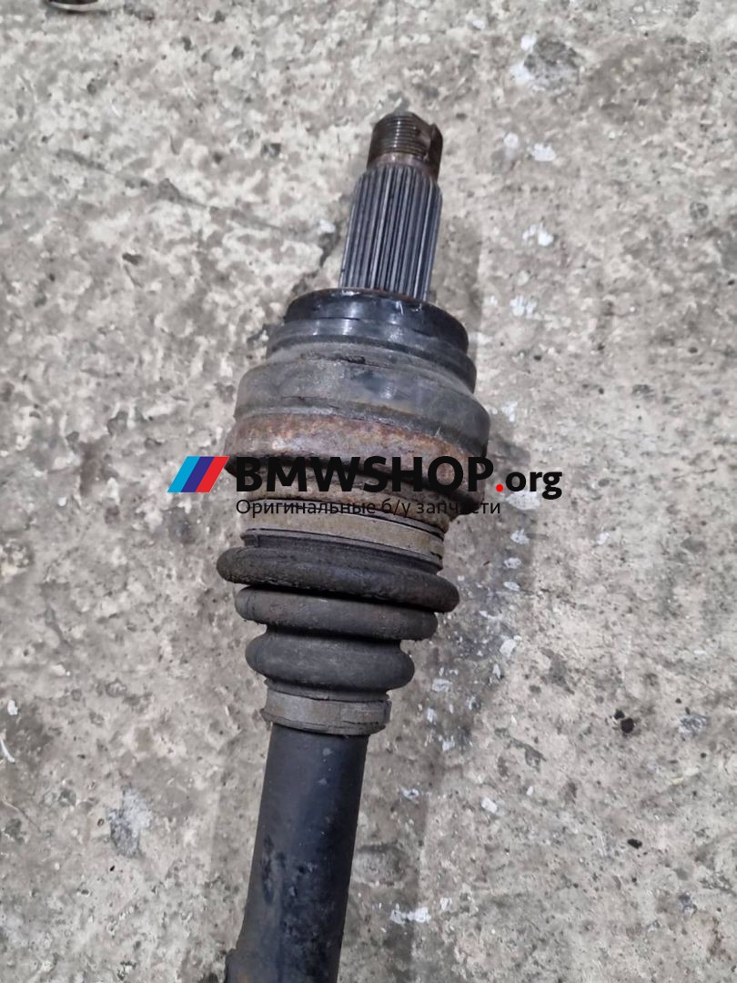 полуось задняя (приводной вал, ШРУС) BMW 5 серия F07/F10/F11 F10 2011, 2.0 л., N47 D20 C, дизель, АКПП, седан, задний привод, правый руль, 7581027