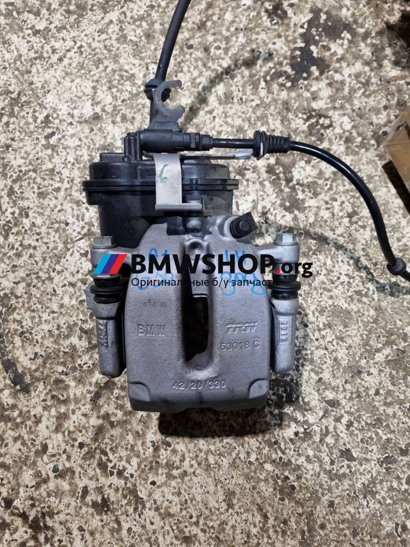 суппорт задний левый BMW 5 серия G30/G31 [рестайлинг] G30 (2020 - 2026), 2.0 л., B47 D20 B, дизель, задний привод