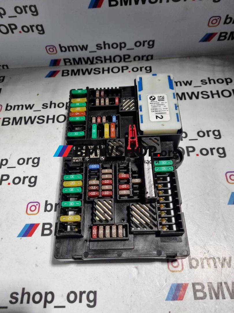 блок предохранителей BMW 5 серия G30/G31 G30 2018, 2.0 л., B47 D20 A, дизель, АКПП, a300, седан, задний привод, правый руль, 61146837091