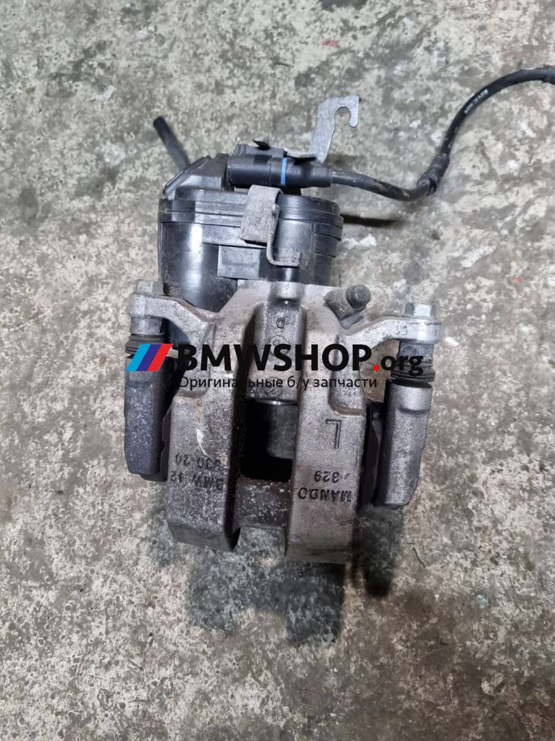 суппорт задний левый BMW 4 серия G22/G23 2020, 2.0 л., B46 B20 B, бензин, АКПП, купе, 8832479