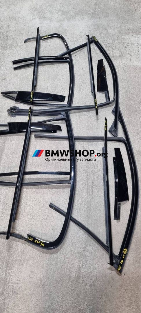 Комплект молдингов BMW 5 серия G30/G31 G30 2018, 3.0 л., B58B30, бензин, АКПП, седан, полный привод, правый руль, 51337336953
