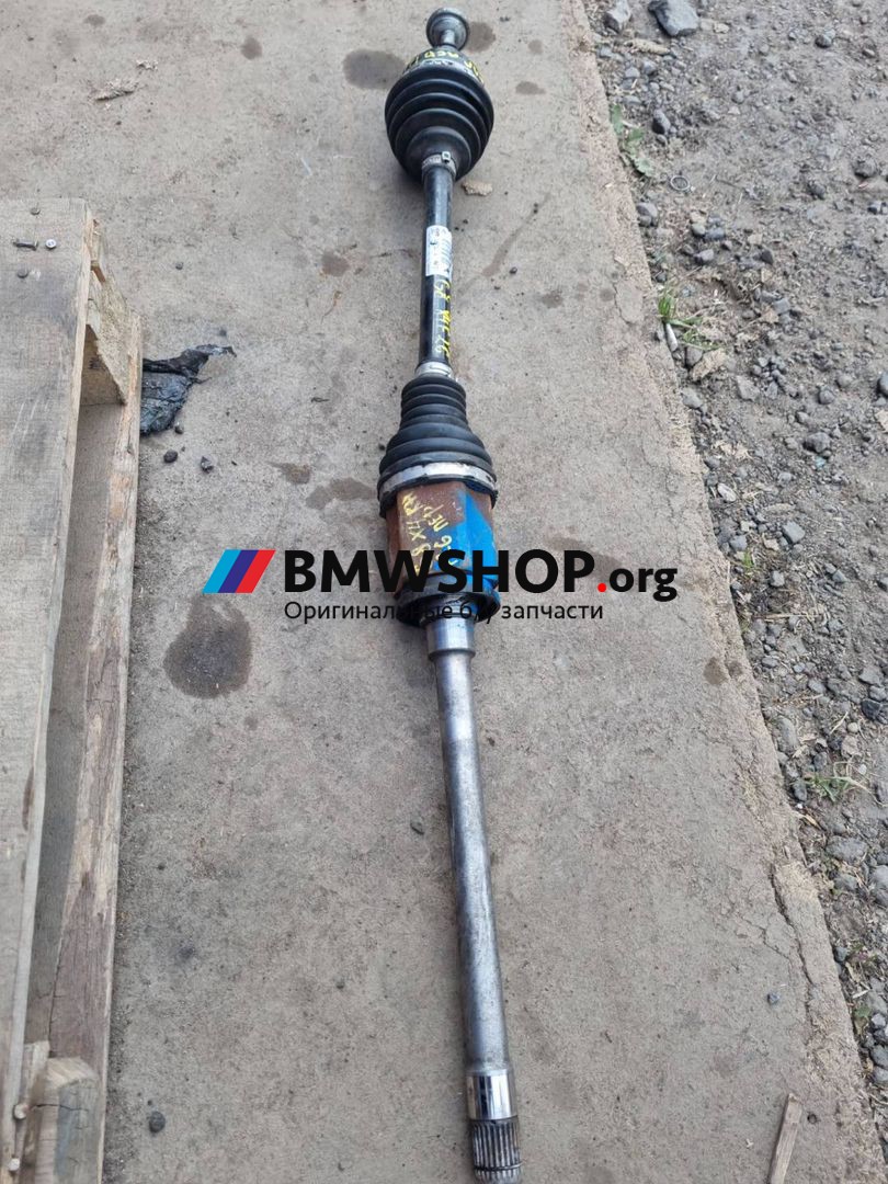 полуось передняя правая (приводной вал, ШРУС) BMW X4 F26 2017, 3.0 л., N57 D30 A, дизель, АКПП, 416 carbon schwarz, внедорожник 5 дв., полный привод, правый руль, 8675014
