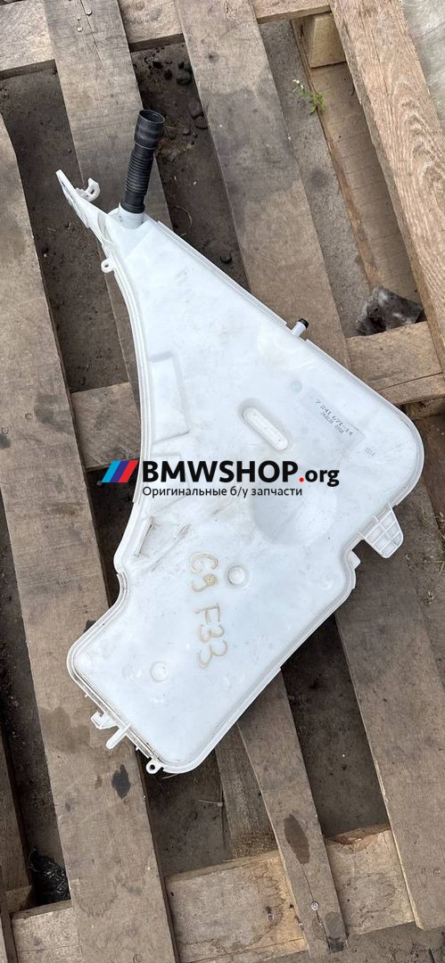 бачок омывателя BMW 4 серия F32/F33 [рестайлинг] F33 2019, 2.0 л., B47 D20 A, дизель, АКПП, кабриолет, задний привод, правый руль, 7241671