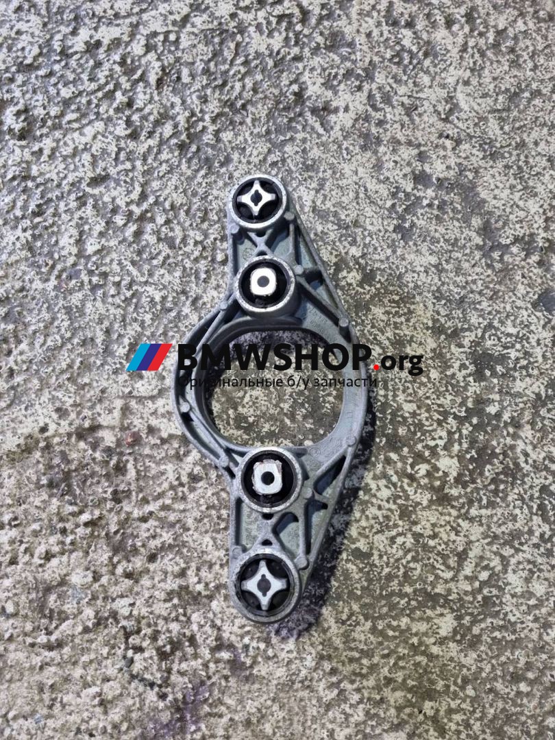 кронштейн редуктора BMW M3 F80 2016, 3.0 л., S55 B30 A, бензин, робот, mineral-grau metallic (b39), седан, задний привод, правый руль, 33172284774