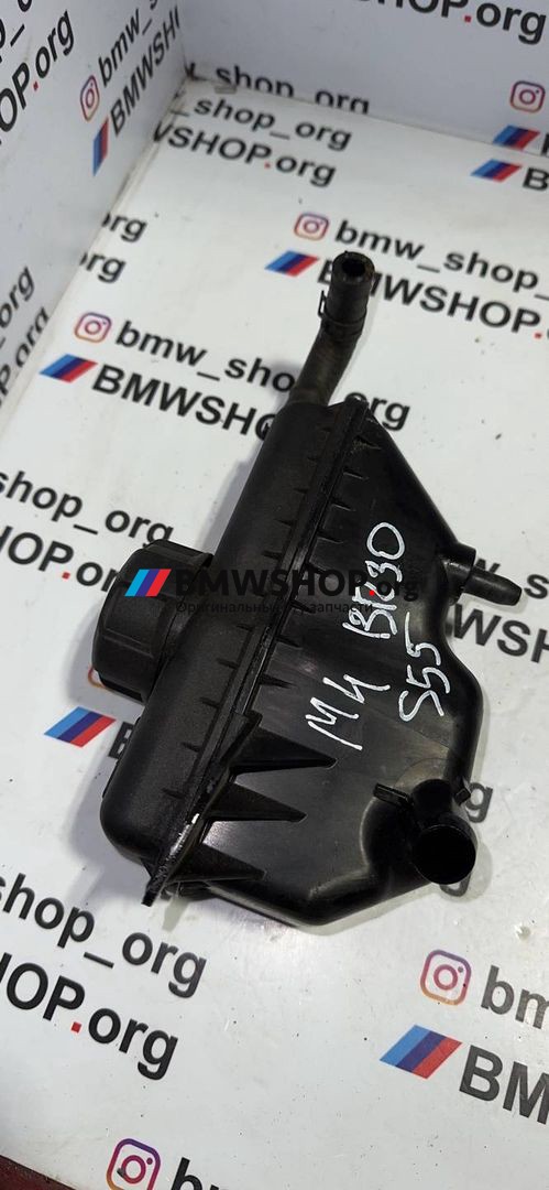 бачок расширительный BMW M4 F82/F83 F82 2016, 3.0 л., S55 B30 A, бензин, робот, купе, правый руль, 17132284601