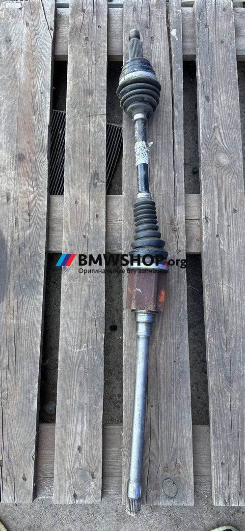 полуось передняя правая (приводной вал, ШРУС) BMW X5 F15 2018, 3.0 л., N57 D30 B, дизель, АКПП, 475 (black-sapphire metallic), внедорожник 5 дв., полный привод