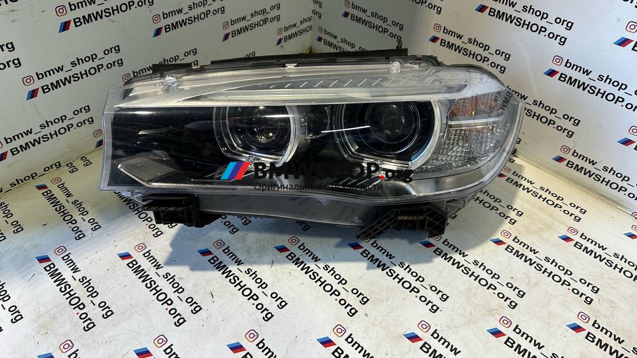 фара левая BMW X5 F15 2018, 3.0 л., N57 D30 B, дизель, АКПП, 475 (black-sapphire metallic), внедорожник 5 дв., полный привод, 7290055
