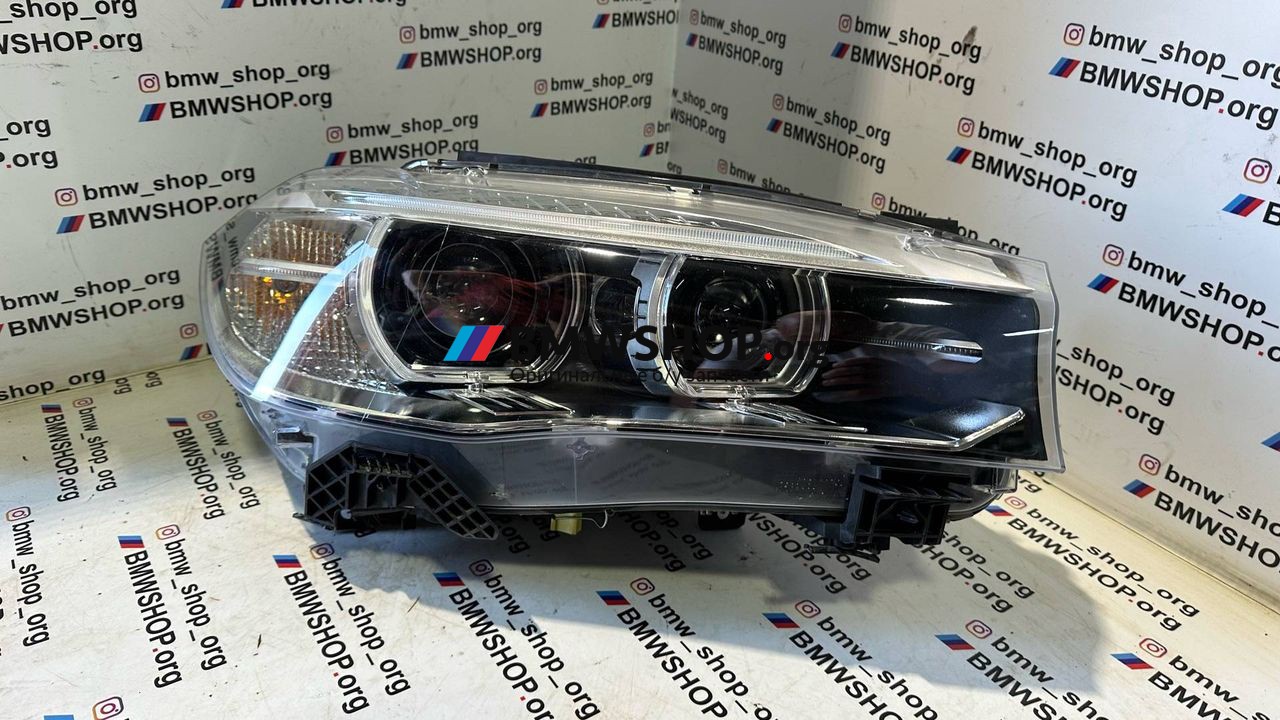 фара правая BMW X5 F15 2018, 3.0 л., N57 D30 B, дизель, АКПП, 475 (black-sapphire metallic), внедорожник 5 дв., полный привод, 7317104