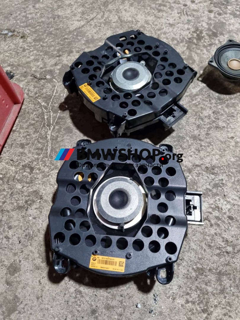 сабвуфер BMW X5 F15 2018, 5.0 л., дизель, АКПП, 475 black saphire metallic, внедорожник 5 дв., полный привод, правый руль, 9247342