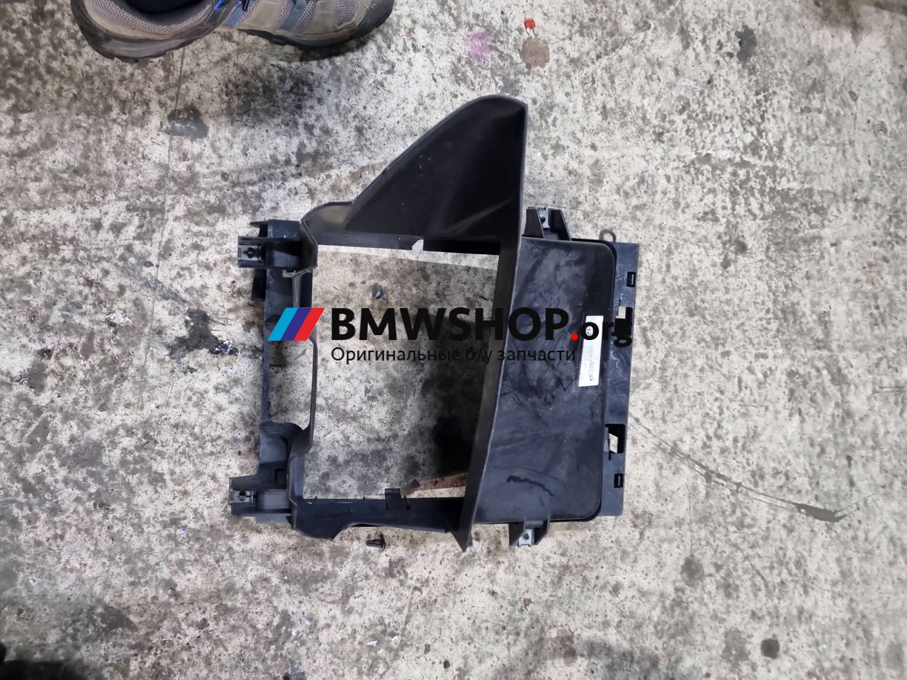 воздуховод радиатора BMW X5 F15 2018, 5.0 л., дизель, АКПП, 475 black saphire metallic, внедорожник 5 дв., полный привод, правый руль, 8055211