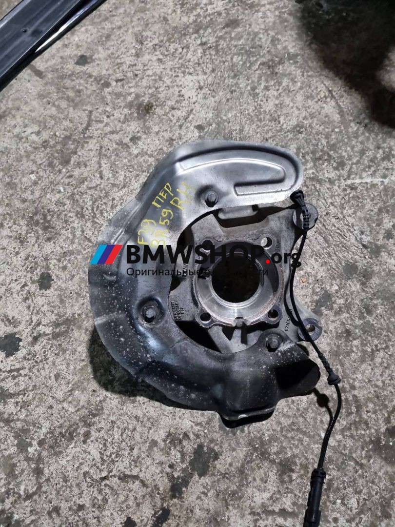 кулак поворотный правый BMW X2 F39 2022, 2.0 л., B48 A20 A, бензин, полный привод, 6876646