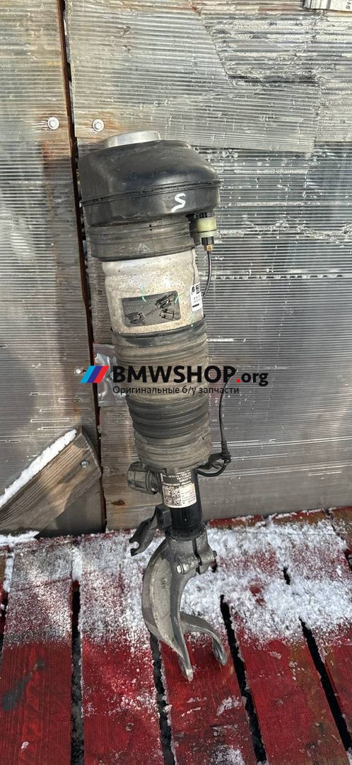 амортизатор передний правый BMW X5 G05 2023, 3.0 л., B58B30, бензин, c36 dravitgrau metallic, полный привод, правый руль, 6892426