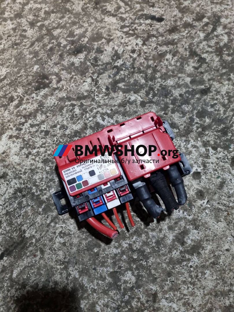 блок предохранителей BMW X5 G05 2023, 3.0 л., B58B30, бензин, c36 dravitgrau metallic, полный привод, правый руль, 6994423
