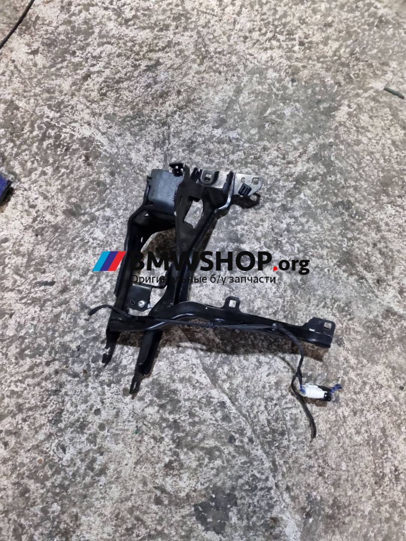 крепление фары левой BMW X5 G05 2023, 3.0 л., B58B30, бензин, c36 dravitgrau metallic, полный привод, правый руль, 7421709