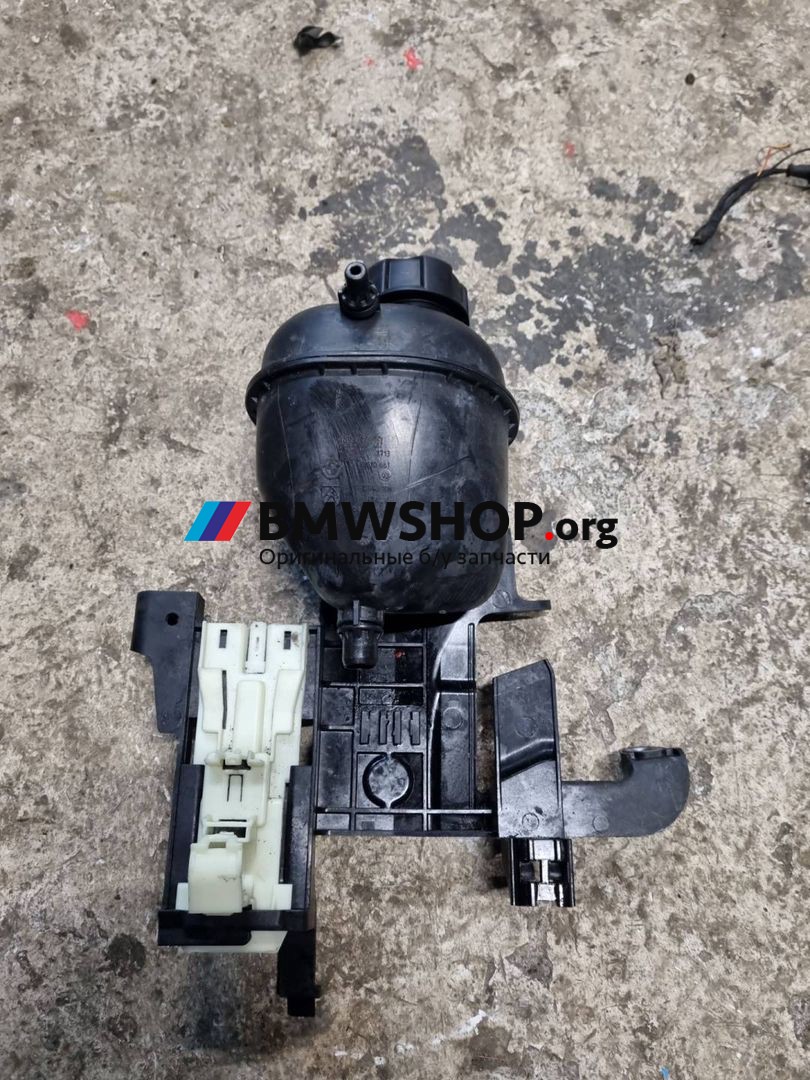 бачок расширительный BMW X5 G05 2023, 3.0 л., B58B30, бензин, c36 dravitgrau metallic, полный привод, правый руль, 8610661