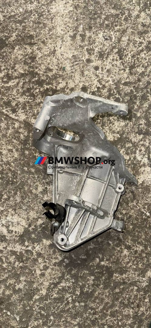 кронштейн (крепление) BMW X5 F15 2018, 2.0 л., N20 B20 A, бензин, АКПП, внедорожник 5 дв., 7633707