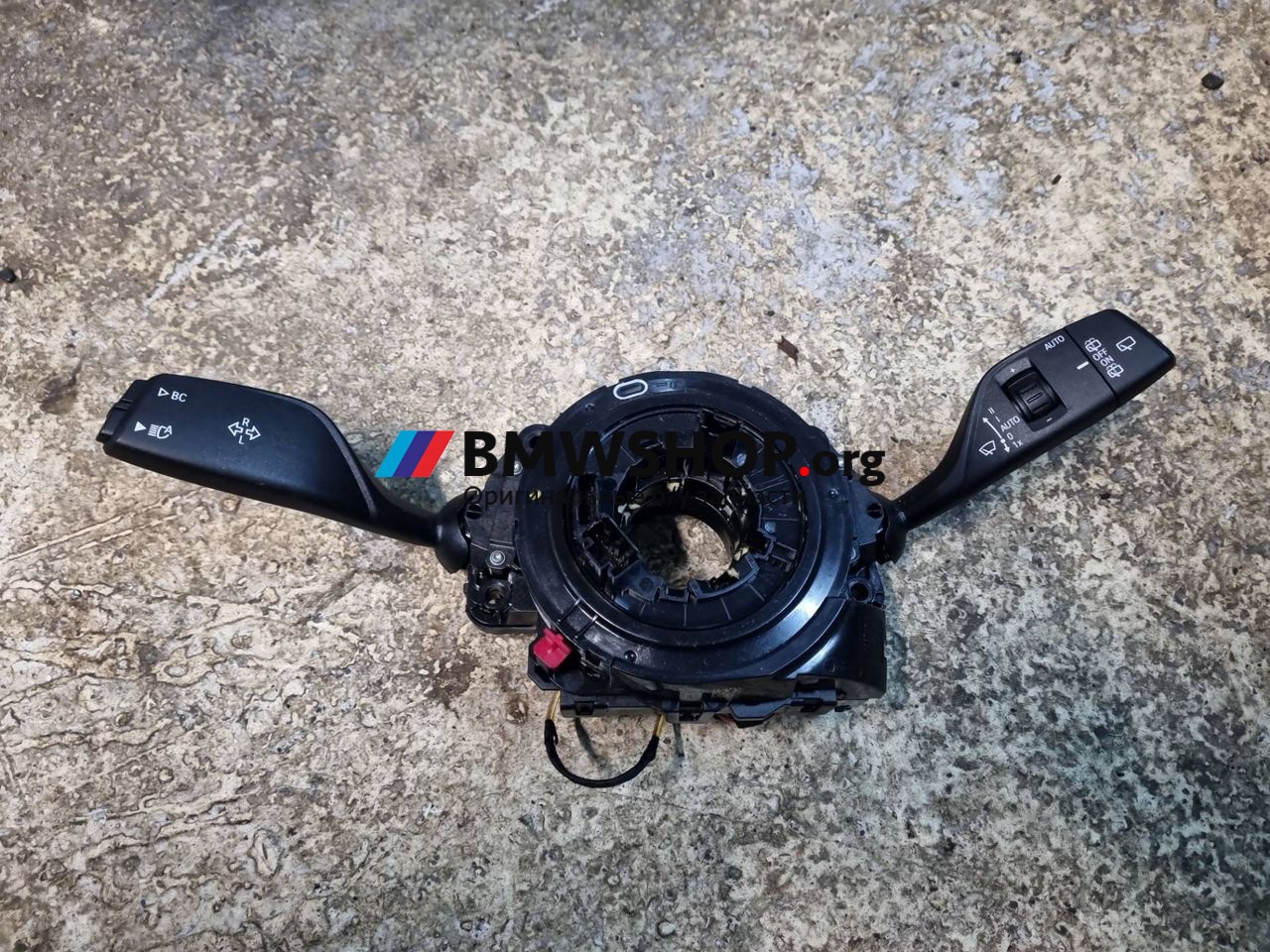 переключатель подрулевой (стрекоза) BMW 5 серия G30/G31 G31 2018, 2.0 л., B48 B20 B, бензин, АКПП, a90 (sophistograu), универсал, задний привод, правый руль, 6131794
