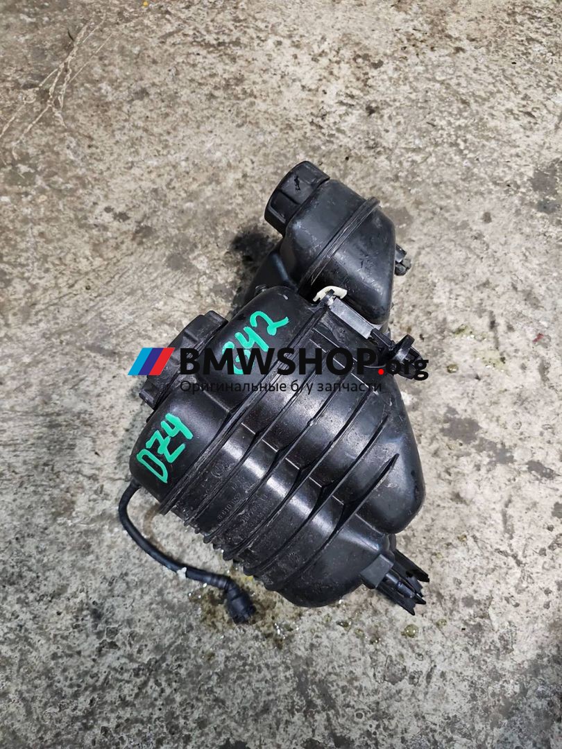 бачок расширительный BMW 2 серия G42 2022, 2.0 л., B47 D20 B, дизель, АКПП, купе, задний привод, 8610653, 8610652