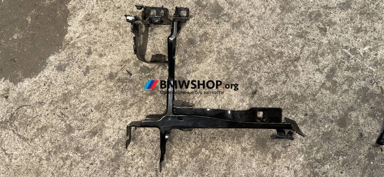 крепление фары левой BMW M3 G80/G81 G80 2021, 3.0 л., S58B30A, бензин, АКПП, седан, задний привод, 8071631