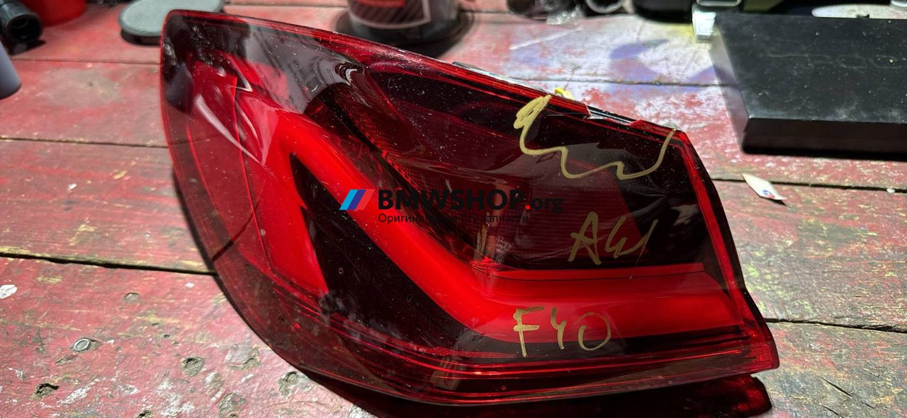 фонарь задний левый BMW 1 серия F40 F52 (2019 - 2026), 1.6 л., дизель, АКПП, белый, хетчбэк 5 дв., передний привод, правый руль, 7450643